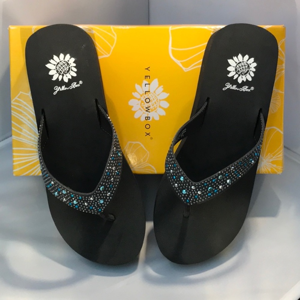 YELLOW BOX Women’s Thong Sandals, Grey/ Turquoise
